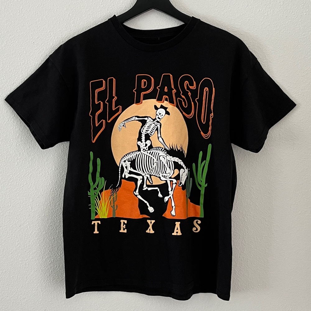 El Paso Texas rodeo graphic t shirt